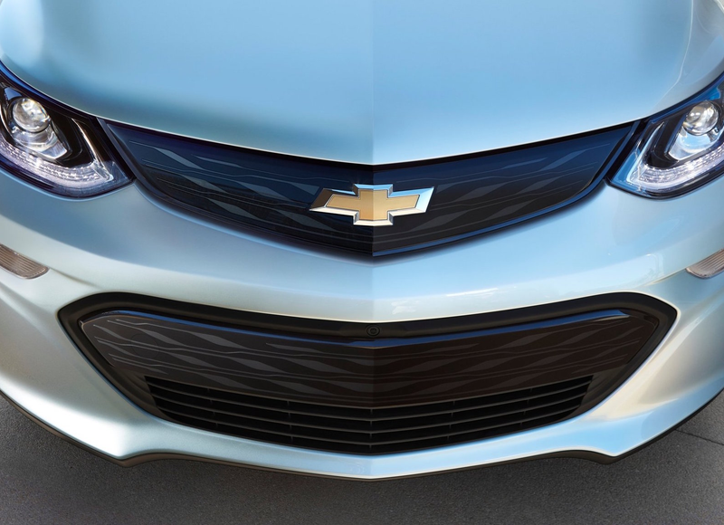 Illustration for article titled 2017 Chevrolet Bolt: Meet America's $30,000 200-Mile Electric Car